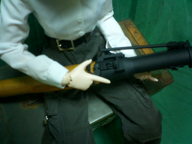 RPG-7のリアサイト(格納)