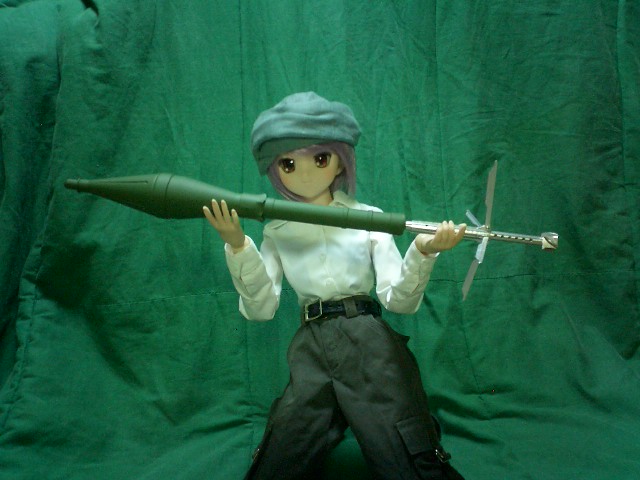 RPG-7の飛んでる弾頭